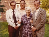 b124a - Familie Huelse 1985